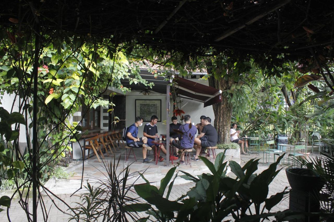 Hotel Bumi Asih Gedung Sate Bandung Eksteriør bilde