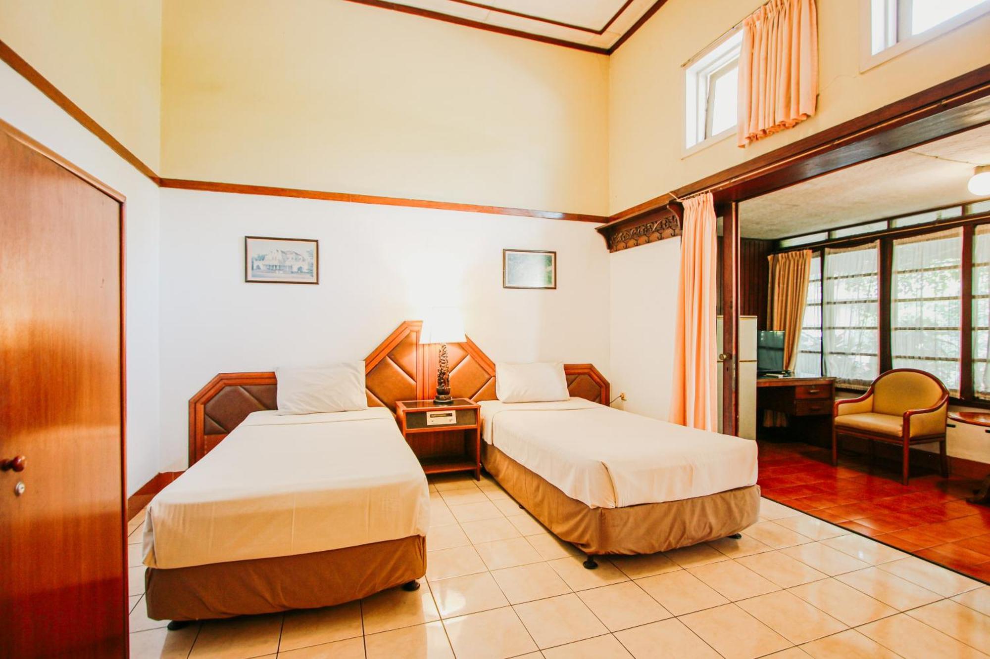 Hotel Bumi Asih Gedung Sate Bandung Eksteriør bilde