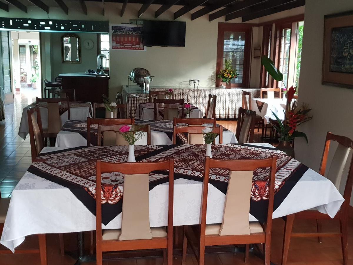 Hotel Bumi Asih Gedung Sate Bandung Eksteriør bilde