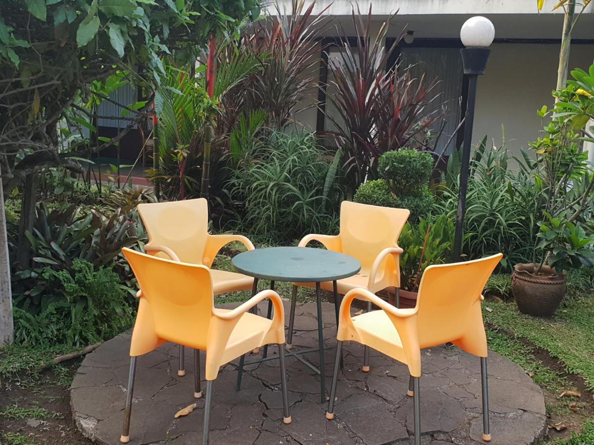 Hotel Bumi Asih Gedung Sate Bandung Eksteriør bilde