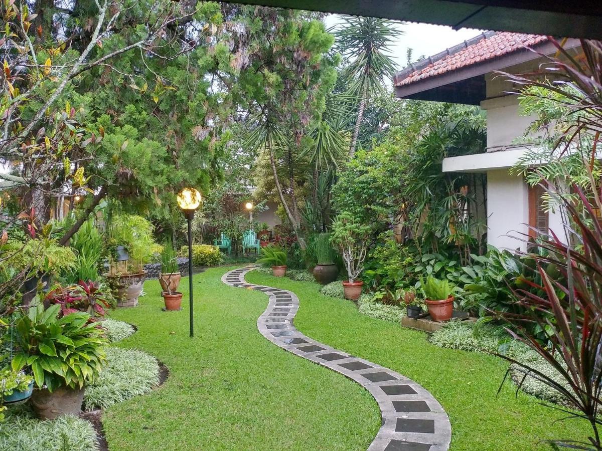 Hotel Bumi Asih Gedung Sate Bandung Eksteriør bilde